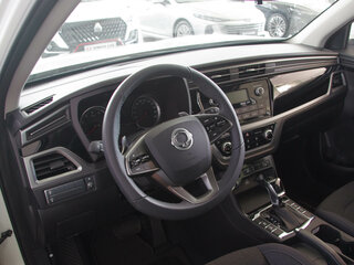 2025 KGM Korando, белый, 3395000 рублей, вид 3