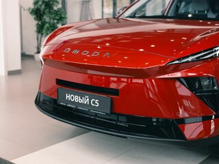 2026 Omoda C5 II, красный, 2779000 рублей, вид 3