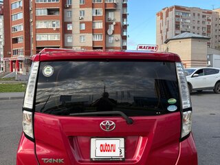 2018 Toyota Tank I, красный, 1000000 рублей, вид 4