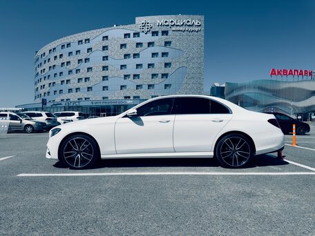 2019 Mercedes-Benz E-Класс 200 V (W213, S213, C238), белый, 3550000 рублей, вид 5