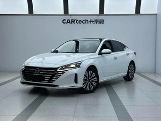 2022 Nissan Altima VI (L34) Рестайлинг, белый, 1610000 рублей, вид 1