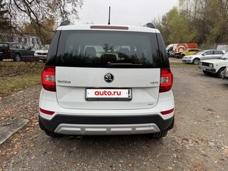 2016 Skoda Yeti I Рестайлинг, белый, 1200000 рублей, вид 4