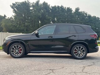 2025 BMW X5 40i IV (G05/G18) Рестайлинг, чёрный, 12812595 рублей, вид 3