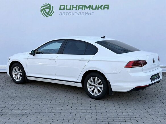2021 Volkswagen Passat B8 Рестайлинг, белый, 2390000 рублей - вид 6