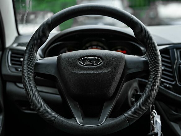 2021 Lada (ВАЗ) Vesta Cross I, коричневый, 840000 рублей - вид 5