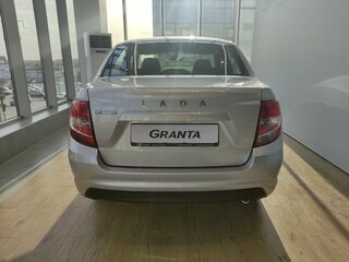 2026 Lada (ВАЗ) Granta I Рестайлинг, серебристый, 1007000 рублей, вид 5