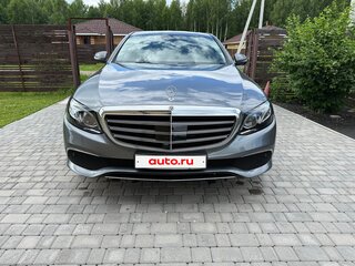 2020 Mercedes-Benz E-Класс 300 e V (W213, S213, C238), серый, 4520000 рублей, вид 1