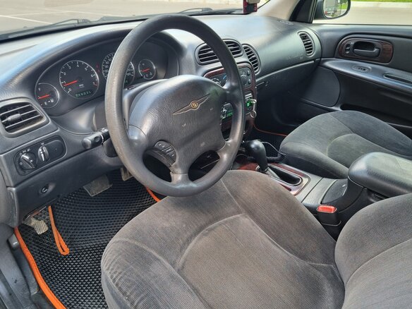 2002 Chrysler Concorde II, серый, 250000 рублей - вид 8
