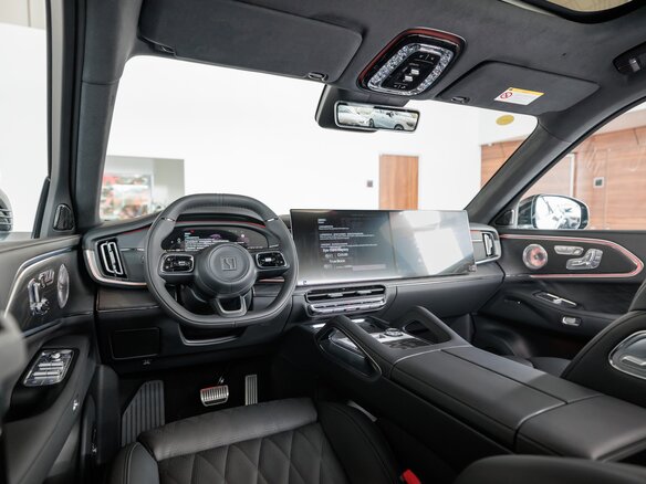 2026 Zeekr 8X 70 kWh, чёрный - вид 10