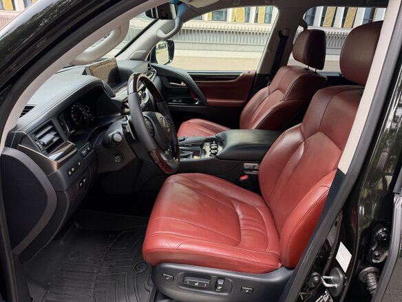 2016 Lexus LX 450d III Рестайлинг 2, чёрный - вид 12