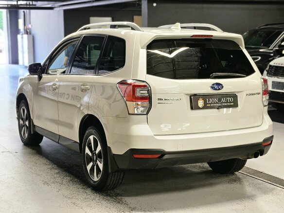 2018 Subaru Forester IV Рестайлинг 2, белый - вид 3