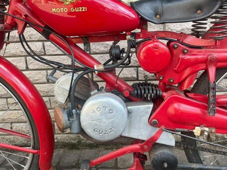 1954 Moto Guzzi 250 TS, красный, 380000 рублей, вид 5
