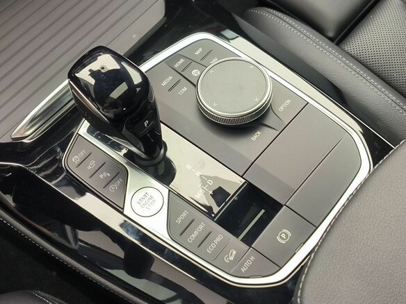 2025 BMW X4 20i II (G02) Рестайлинг, белый, 8350000 рублей - вид 19