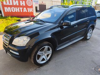 2012 Mercedes-Benz GL-Класс 500 I (X164) Рестайлинг, чёрный, 3000000 рублей, вид 2