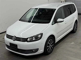 2015 Volkswagen Touran II, белый, 896000 рублей, вид 4