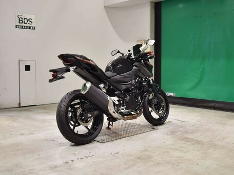 2025 Kawasaki Z 400, чёрный, 777000 рублей, вид 5