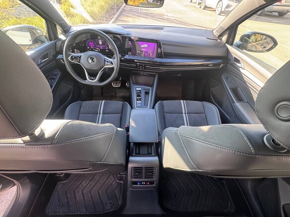2022 Volkswagen Golf VIII, серый, 2730000 рублей - вид 12