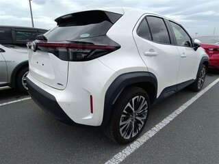 2020 Toyota Yaris Cross I, белый, 1850000 рублей, вид 3