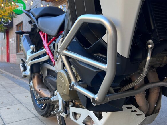 2021 Ducati Multistrada V4, серый, 2000000 рублей - вид 10