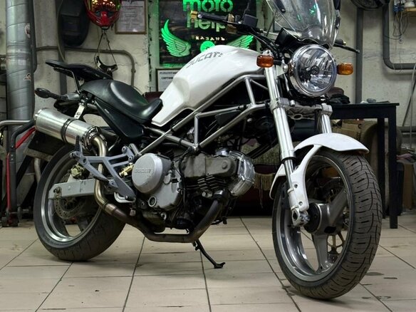 2001 Ducati Monster 400, белый, 250000 рублей - вид 7