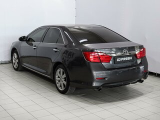 2012 Toyota Camry VII (XV50), серый, 1799000 рублей, вид 2