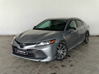 2020 Toyota Camry US Market VIII (XV70), серый, 1947000 рублей, вид 1