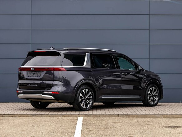 2020 Kia Carnival IV, чёрный, 2595000 рублей - вид 5