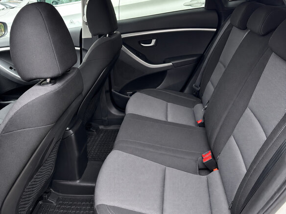 2012 Hyundai i30 II, белый, 955000 рублей - вид 12
