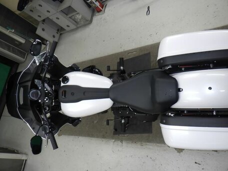 2026 Harley-Davidson Low Rider ST, белый, 2470000 рублей, вид 3
