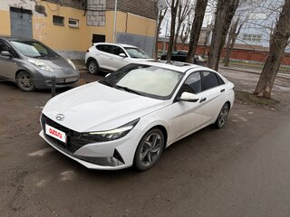 2021 Hyundai Elantra VII (CN7), белый, 2000000 рублей, вид 1