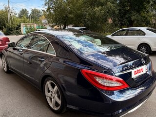 2014 Mercedes-Benz CLS 350 CDI BlueTEC II (C218), синий, 2050000 рублей, вид 3
