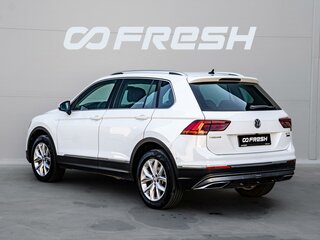 2017 Volkswagen Tiguan II, белый, 2491000 рублей, вид 2