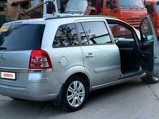 2012 Opel Zafira B Рестайлинг, серый, 630000 рублей, вид 4