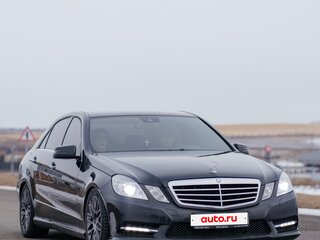 2010 Mercedes-Benz E-Класс 250 5G-Tronic IV (W212, S212, C207), чёрный, 1550000 рублей, вид 1
