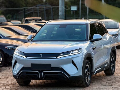 2026 BYD Yuan Up 45.12 kWh, белый, 2240000 рублей, вид 1