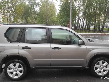 2010 Nissan X-Trail II, серый, 950000 рублей, вид 3