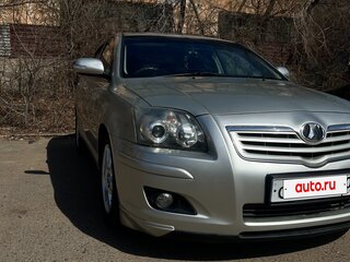 2007 Toyota Avensis II Рестайлинг, серебристый, 830000 рублей, вид 2