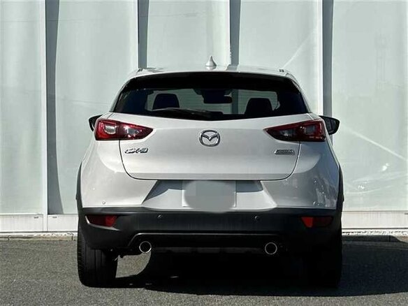 2020 Mazda CX-3 I Рестайлинг, белый, 1100000 рублей - вид 4