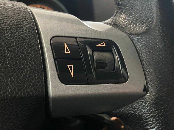 2011 Opel Astra H Рестайлинг, красный, 447000 рублей - вид 9