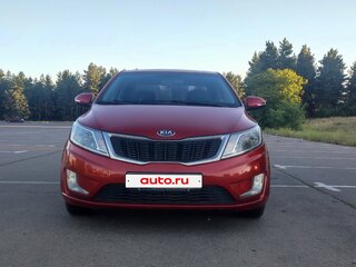 2014 Kia Rio 6-speed III, красный, 835000 рублей, вид 1