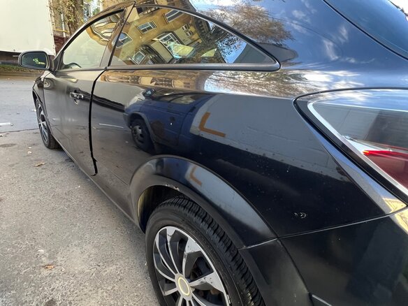 2010 Opel Astra GTC H Рестайлинг, чёрный, 380000 рублей - вид 6