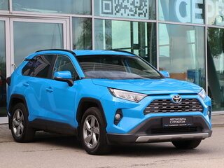2021 Toyota RAV4 V (XA50), голубой, 2950000 рублей, вид 3
