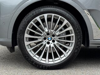 2025 BMW X7 40d I (G07) Рестайлинг, серебристый, 13490000 рублей, вид 5
