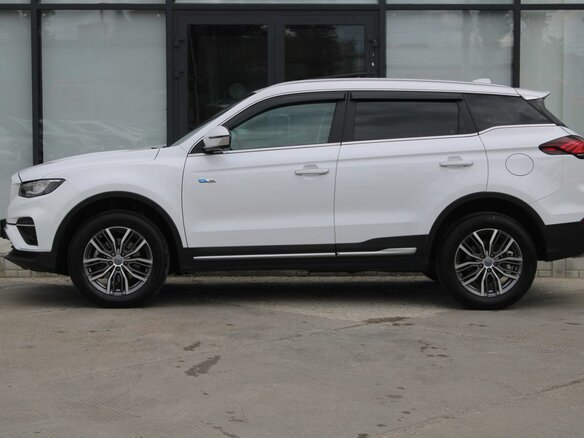 2024 Geely Atlas Pro, белый, 1825000 рублей - вид 7