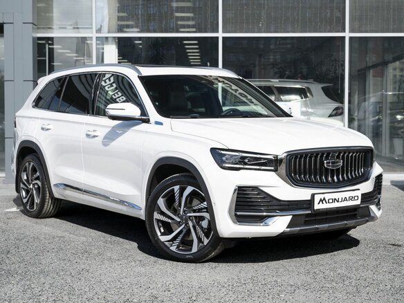 2026 Geely Monjaro I Рестайлинг, белый - вид 2