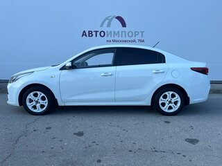 2017 Kia Rio IV, белый, 1045000 рублей, вид 5