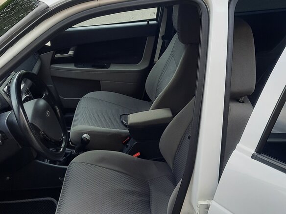 2012 Lada (ВАЗ) Priora I, белый, 350000 рублей - вид 13