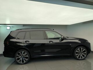 2025 BMW X7 40d I (G07) Рестайлинг, чёрный, 18200000 рублей, вид 5