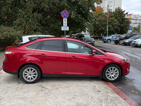 2012 Ford Focus III, красный, 750000 рублей, вид 2