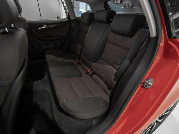 2007 Audi A3 II (8P) Рестайлинг 1, красный, 645000 рублей - вид 11